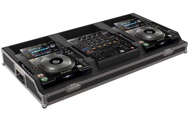 PEP FC-NXS2 fekete/ezüst flightcase két CDJ-2000 NXS2 és egy DJM-900 NXS2 számára
