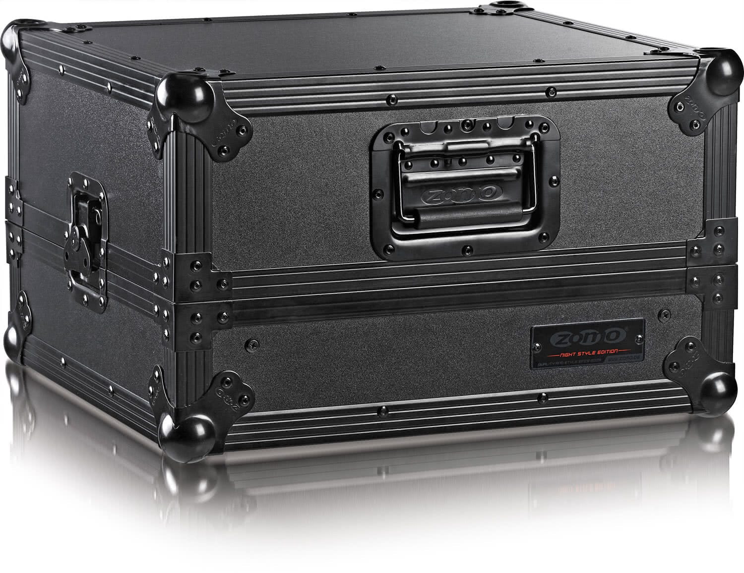 Zomo PM-800 Plus NSE Flightcase nyitva, keverő- és laptoprekesszel