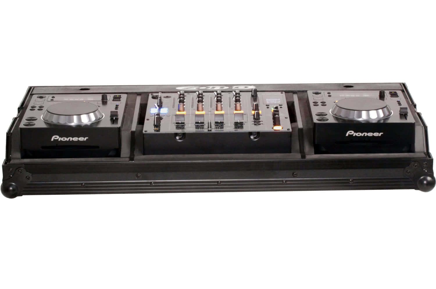 Zomo Flightcase Set 350 NSE pillangózárak és gömbsarkok közelről
