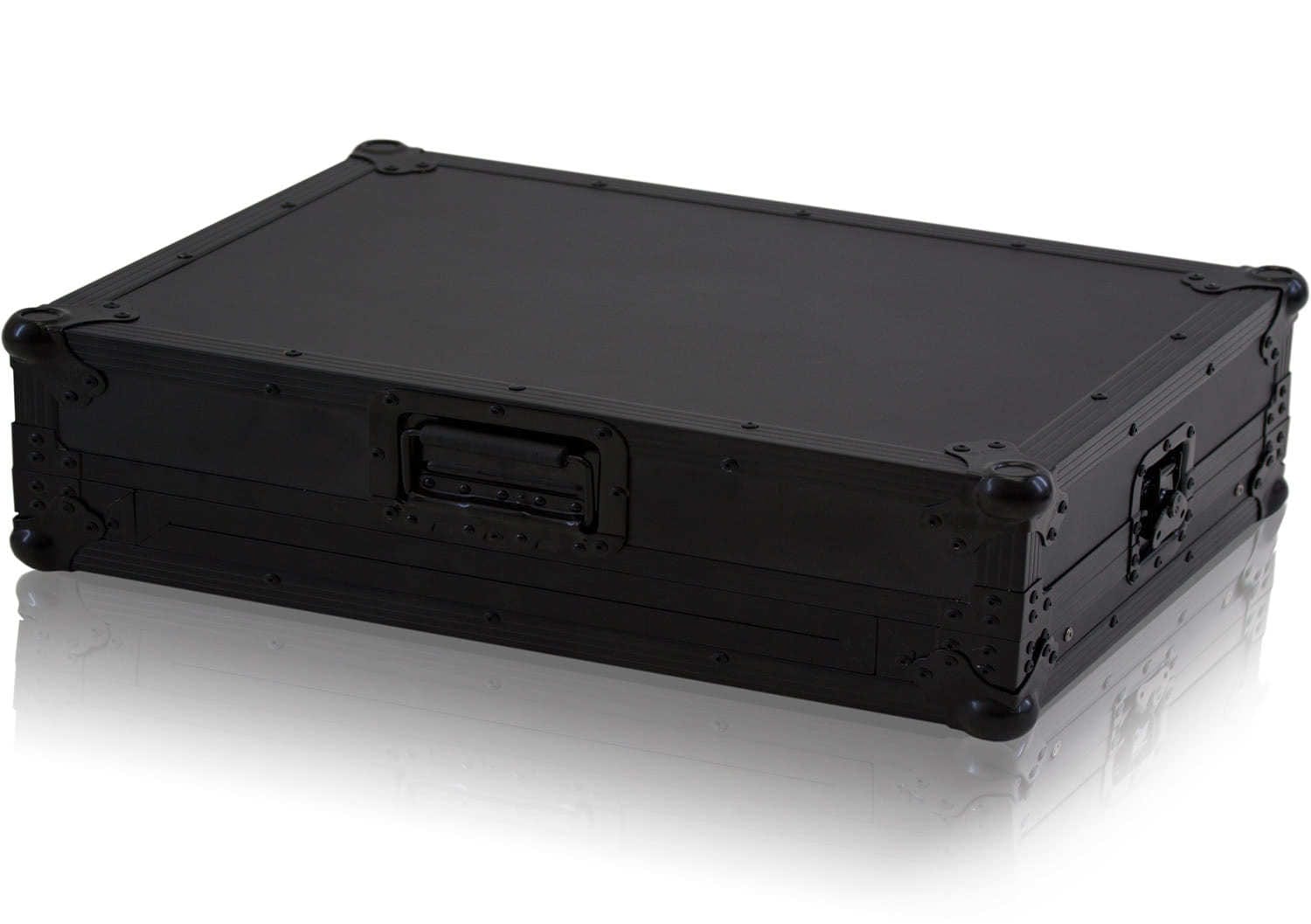 Zomo P-DDJ-SZ Plus NSE flightcase oldalnézet, gömbsarkokkal és pillangózárakkal