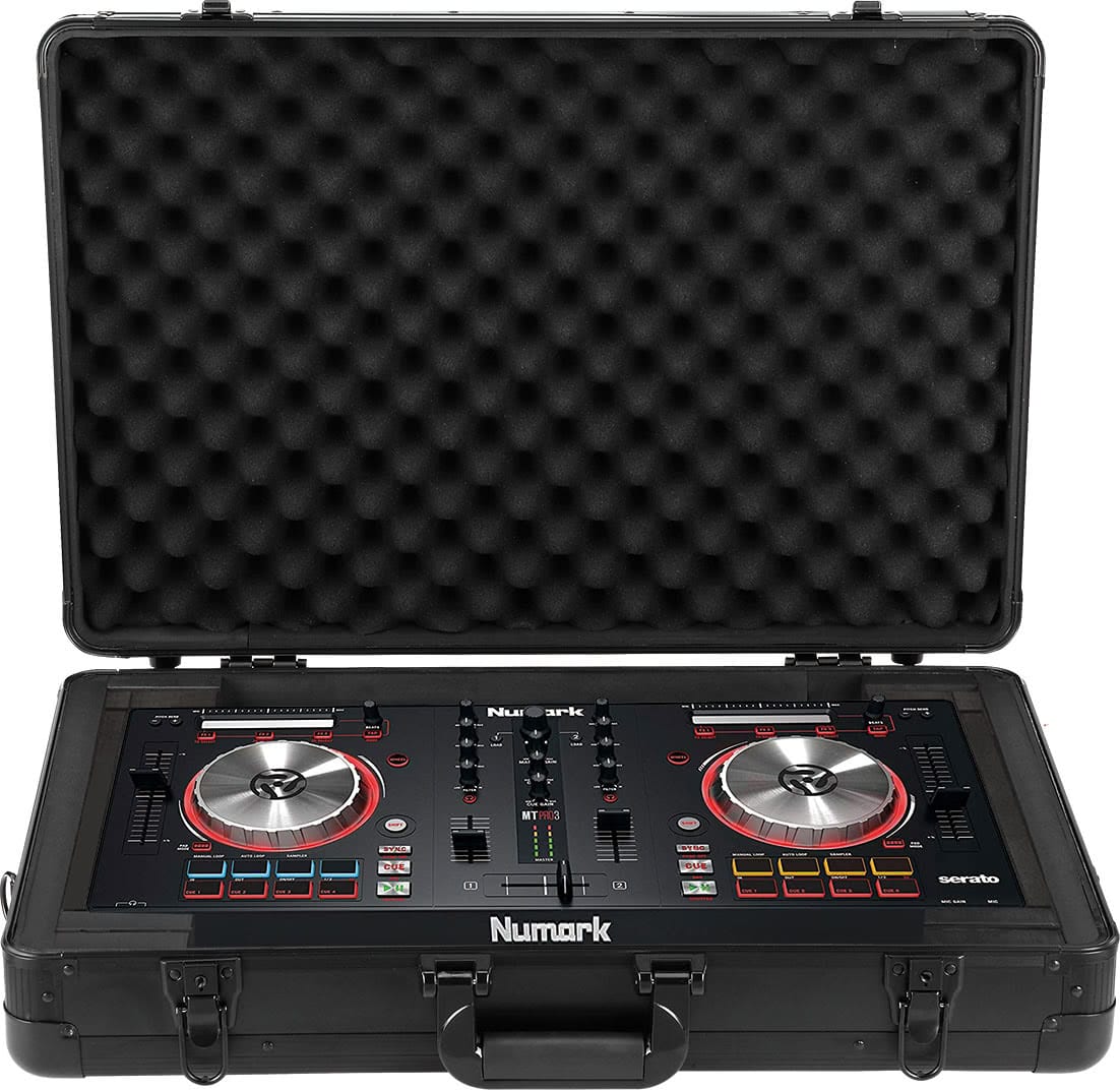 Zomo MFC-30 flightcase ferde nézet nyitott fedéllel