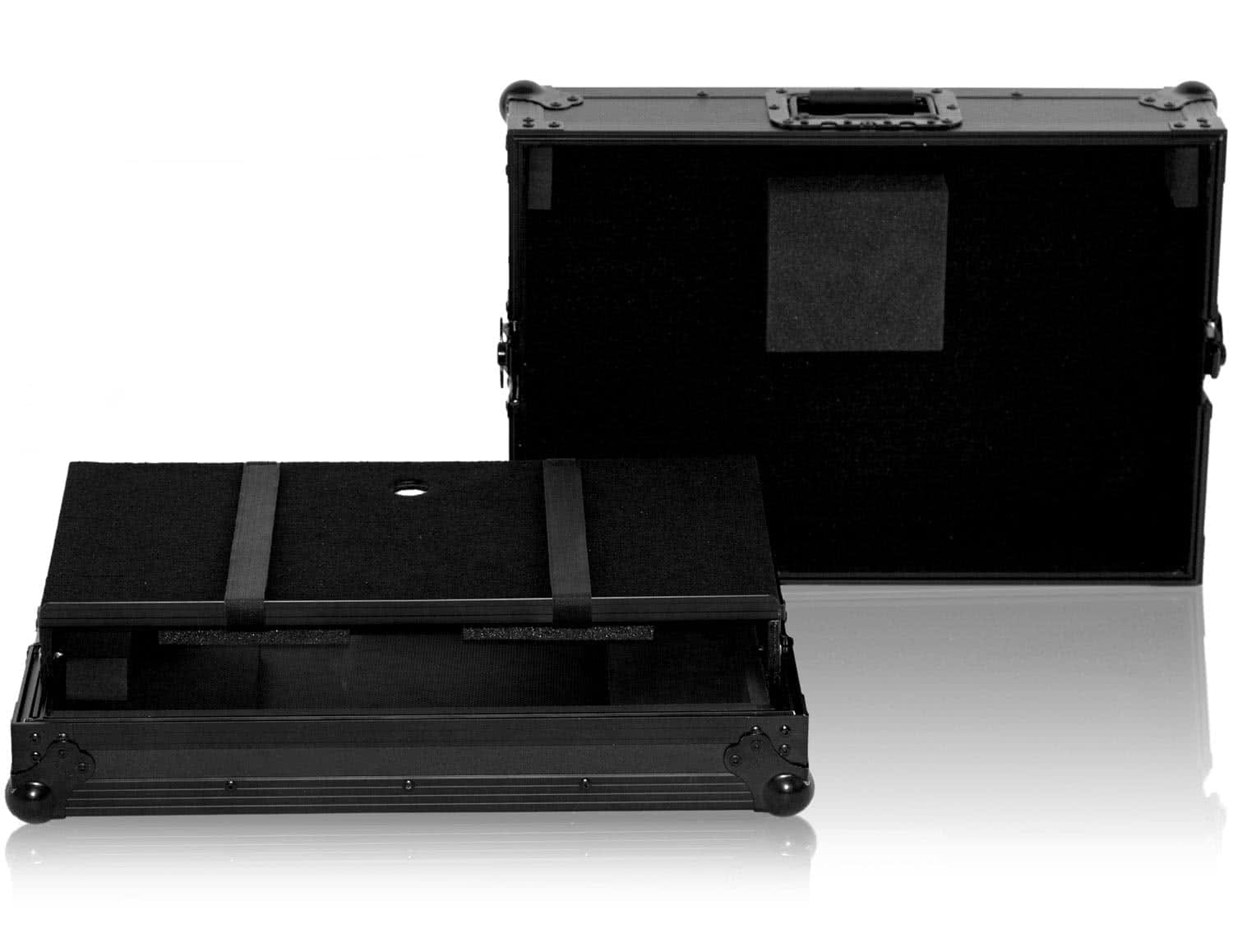 Zomo P-DDJ-SB Plus NSE flightcase nyitva, a DDJ-SB kontroller helyével