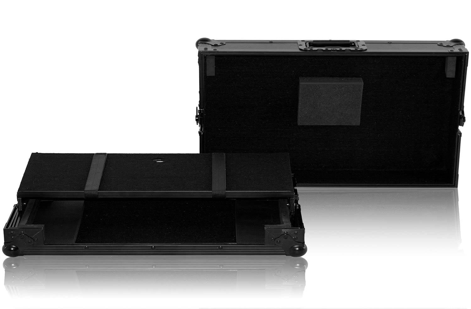 Zomo P-DDJ-SZ Plus NSE flightcase nyitva, belső párnázással