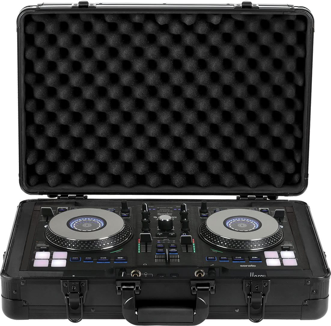 Zomo MFC-20 flightcase belseje habszivacs védőpárnákkal