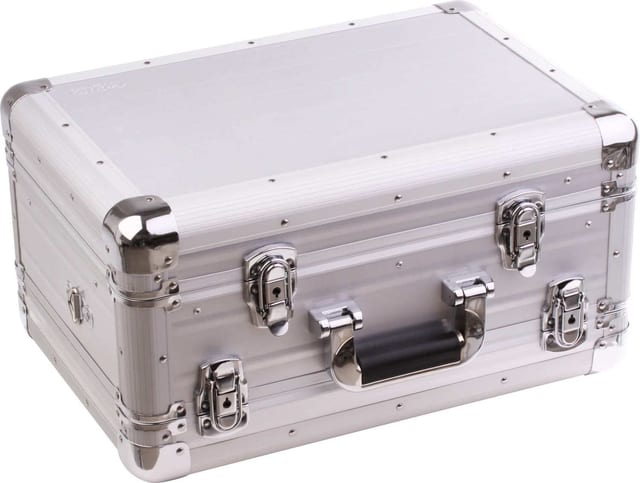 Zomo Flightcase VC-2 XT ezüst színben, elölnézet