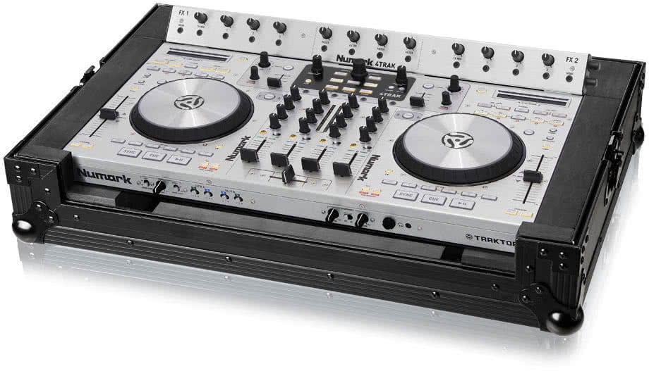 Zomo Flightcase 4Trak NSE fekete Flightcase Numark 4Trak kontrollerhez