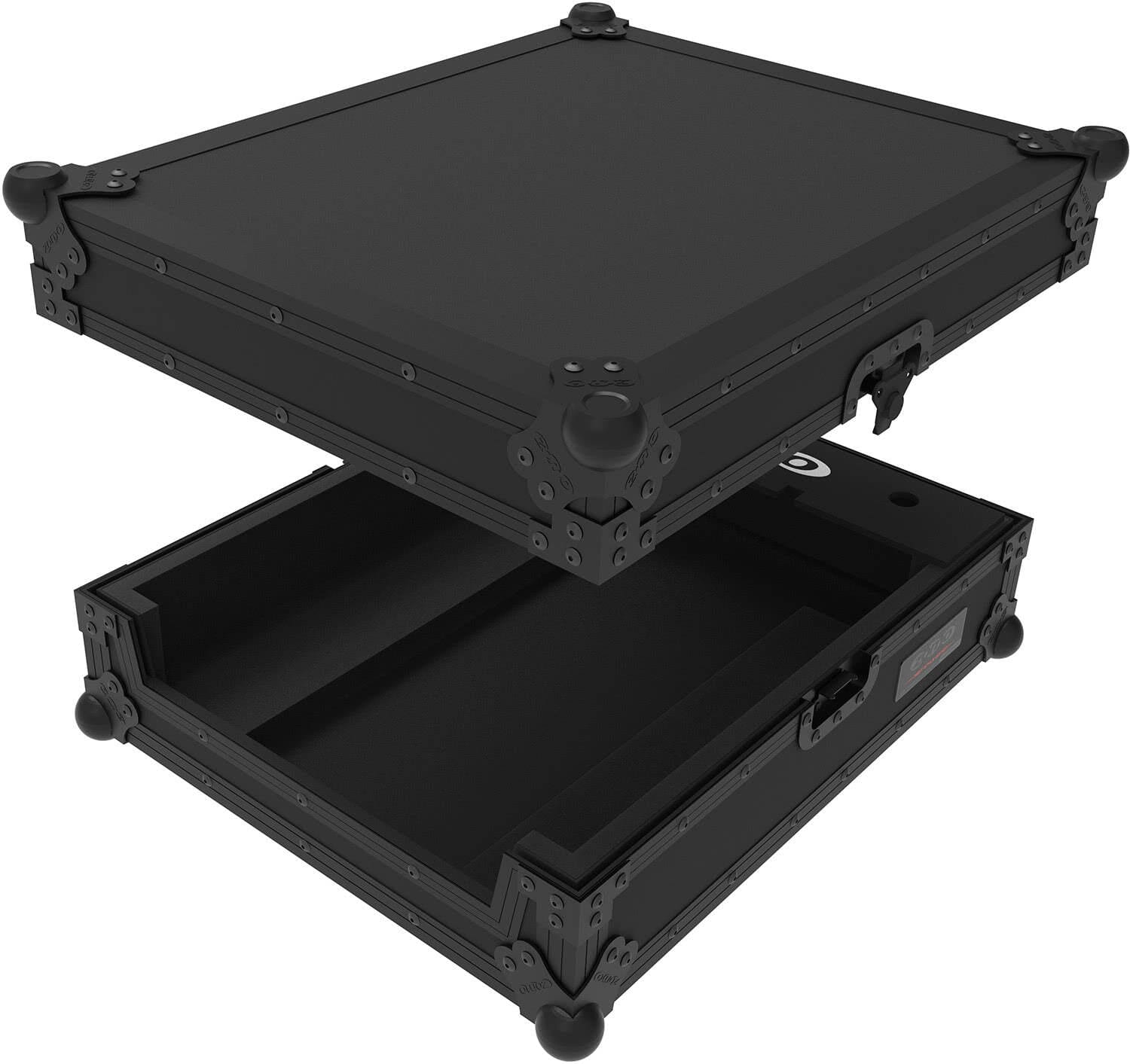 Nyitott Zomo PM-A9 NSE flightcase belső párnázással a DJM-A9 keverőhöz