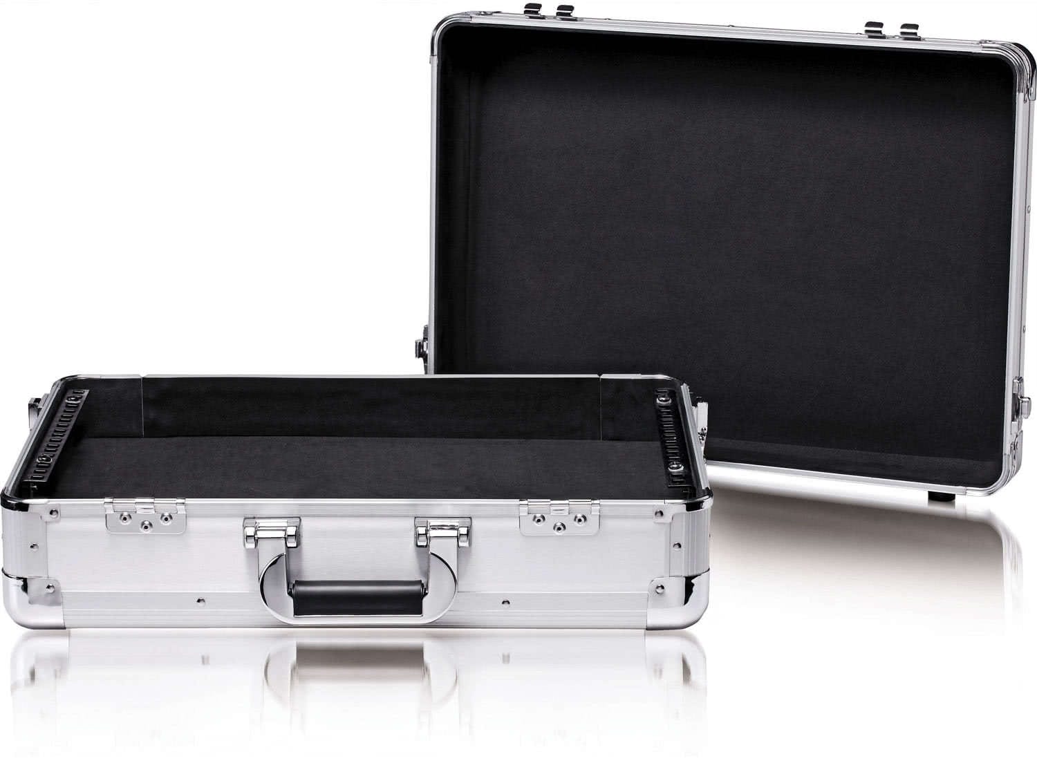 Zomo MFC-6000 ezüst Flightcase oldalnézetből