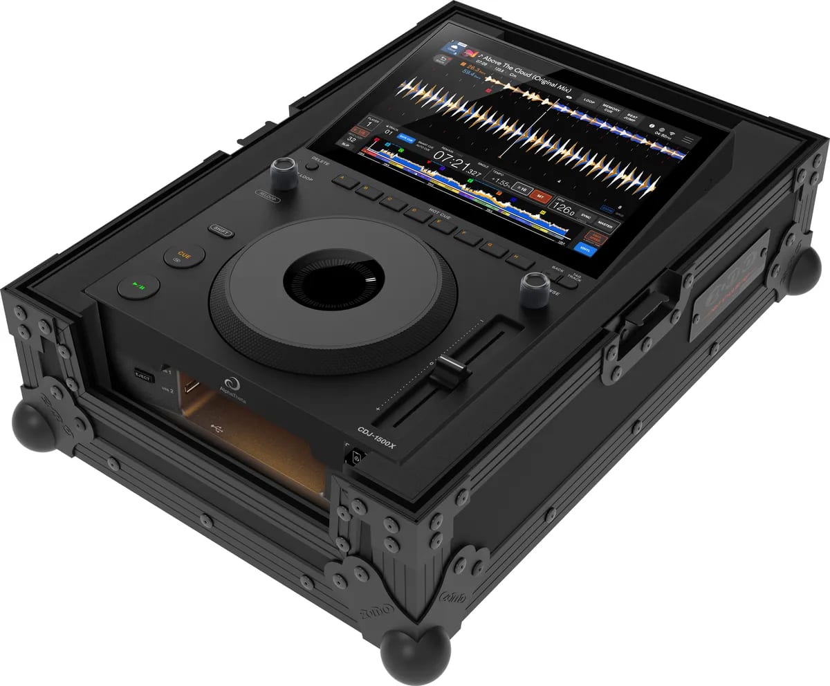 Zomo Flightcase A-CDJ1500X NSE fekete Flightcase zárt állapotban, elölnézet