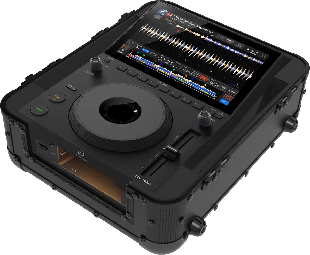 Zomo MFC-1500X fekete flightcase zárt állapotban, elölnézet