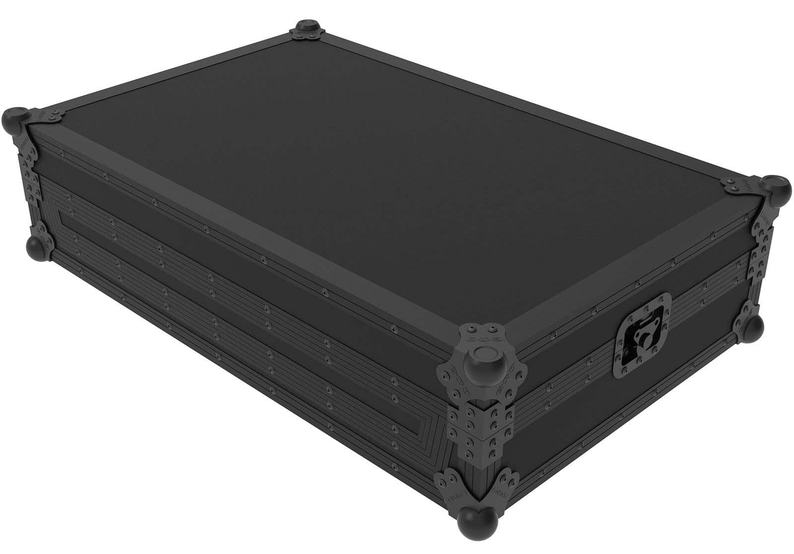 Zomo Flightcase Rane Four pillangózár és fogantyú közelről
