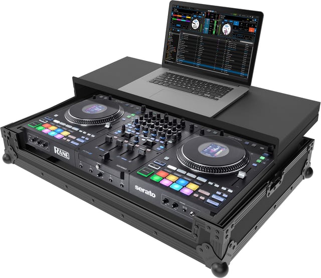 Zomo Flightcase Rane Performer Plus NSE fekete kontroller flightcase zárt állapotban