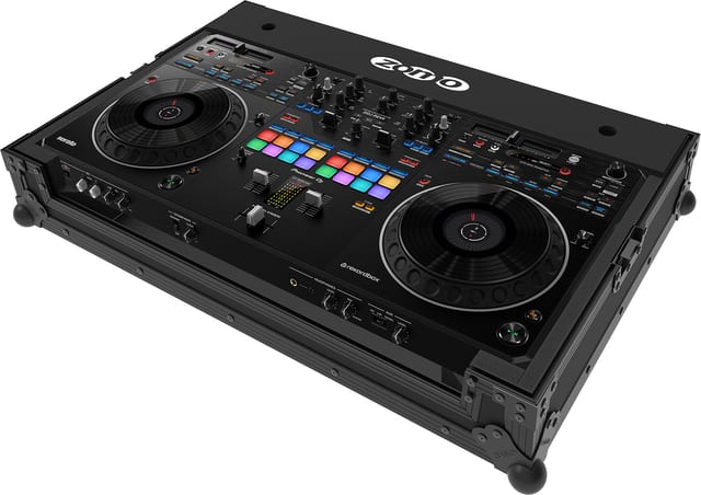 Zomo P-DDJ-REV5 NSE Flightcase zárt állapotban, fekete kivitel